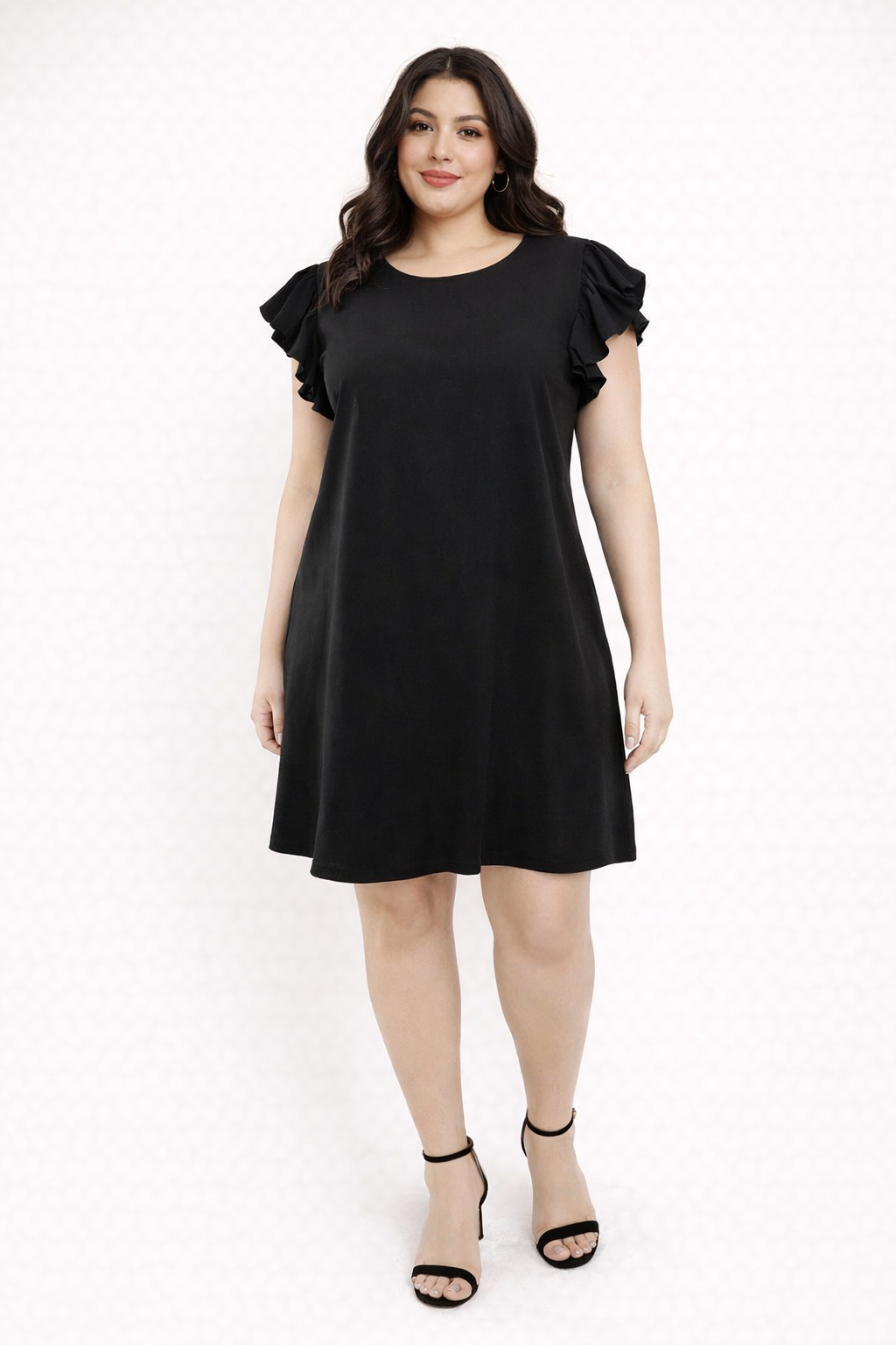 🖤 Vestido Negro con Mangas de Volantes