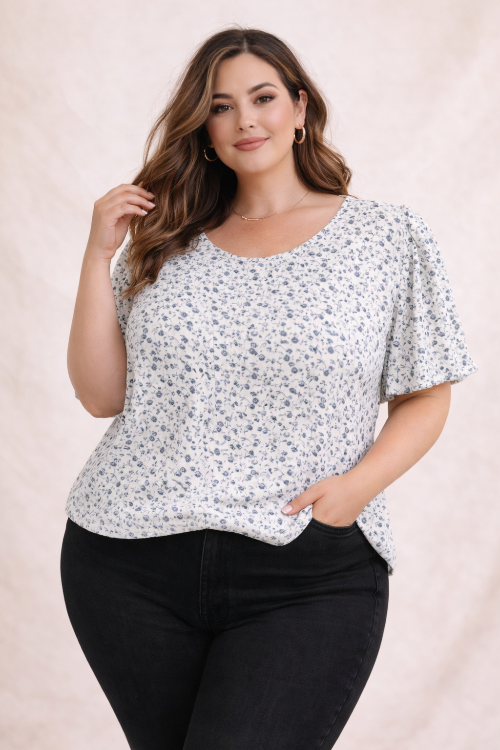Blusa Plus Size Floral Manga Corta