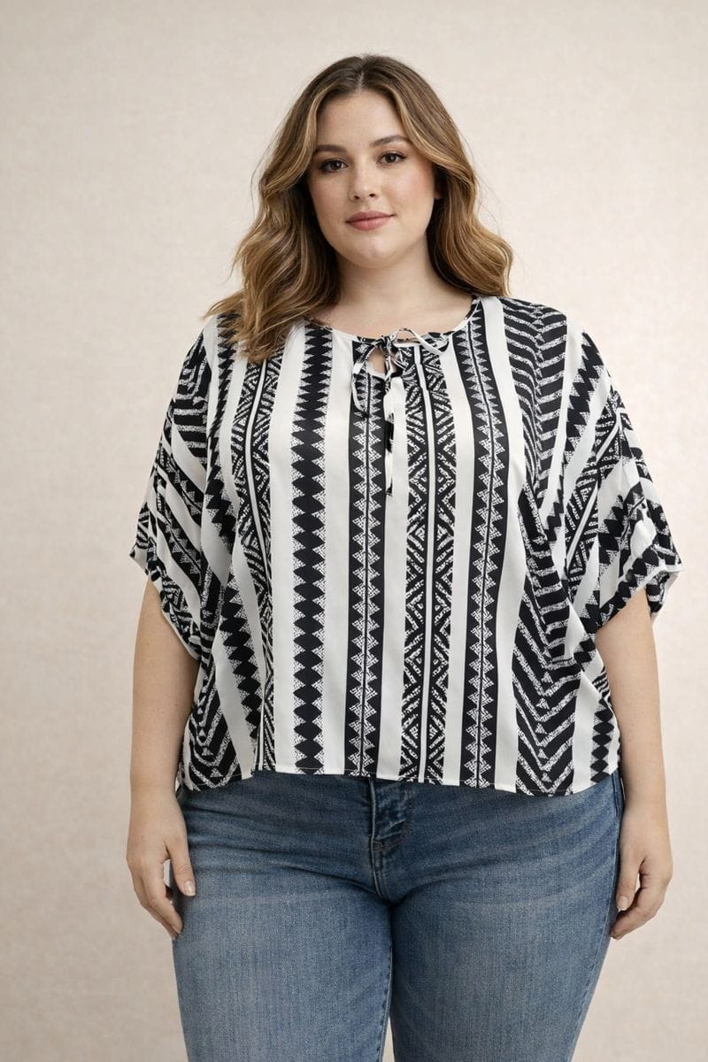 Blusa Blanco y Negro con Estampado y Amarre